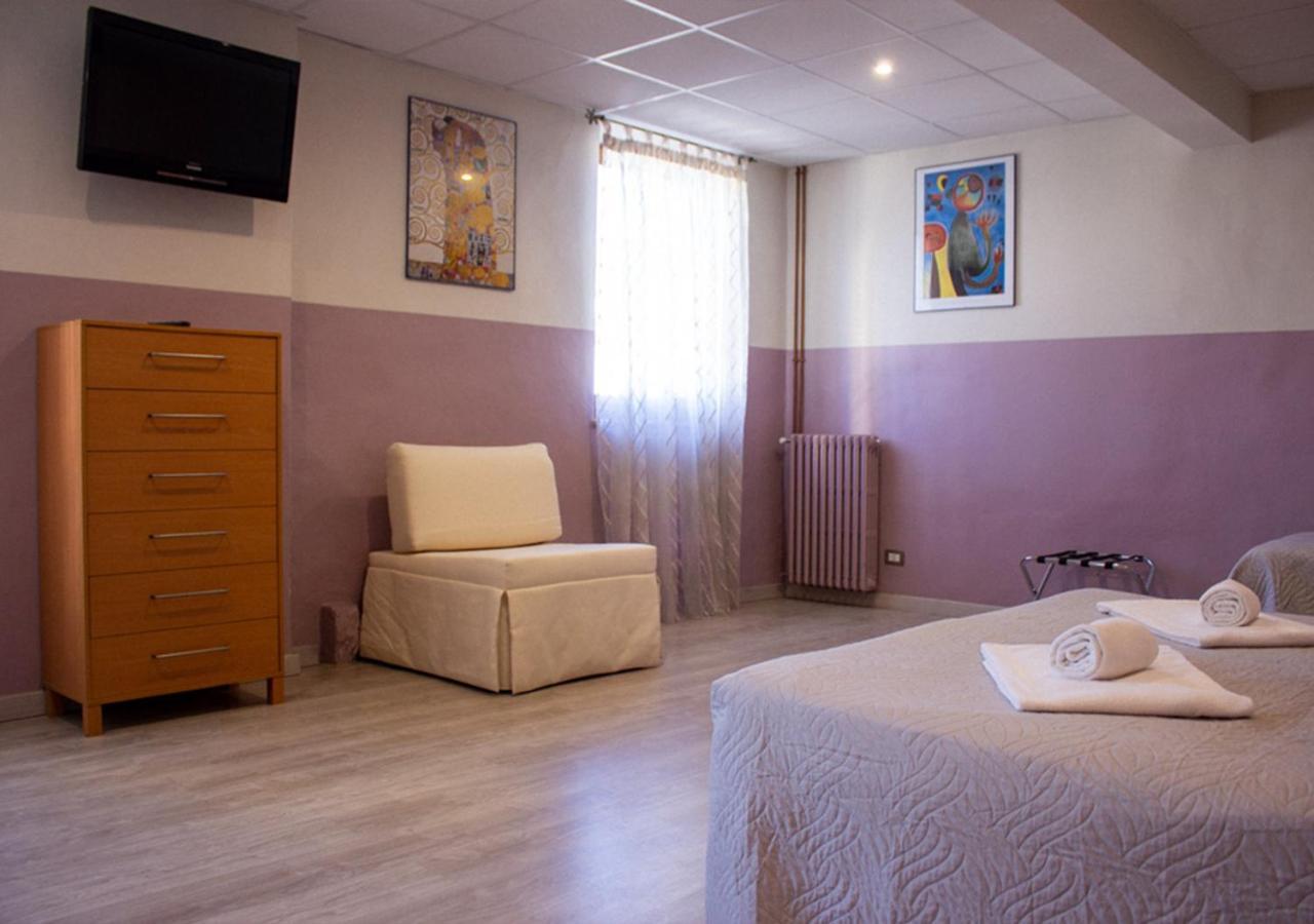 فندق Trattoria Due Citroni Casalgrasso المظهر الخارجي الصورة
