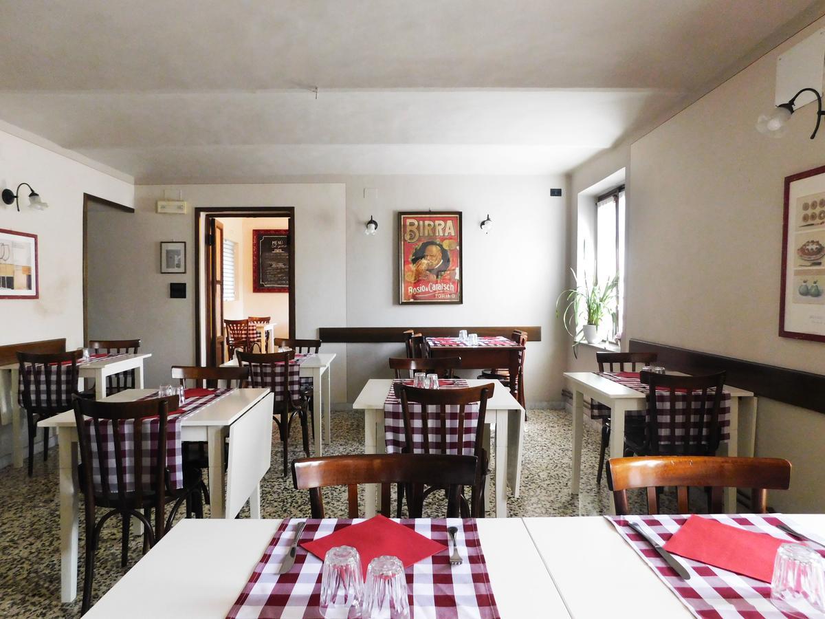 فندق Trattoria Due Citroni Casalgrasso المظهر الخارجي الصورة